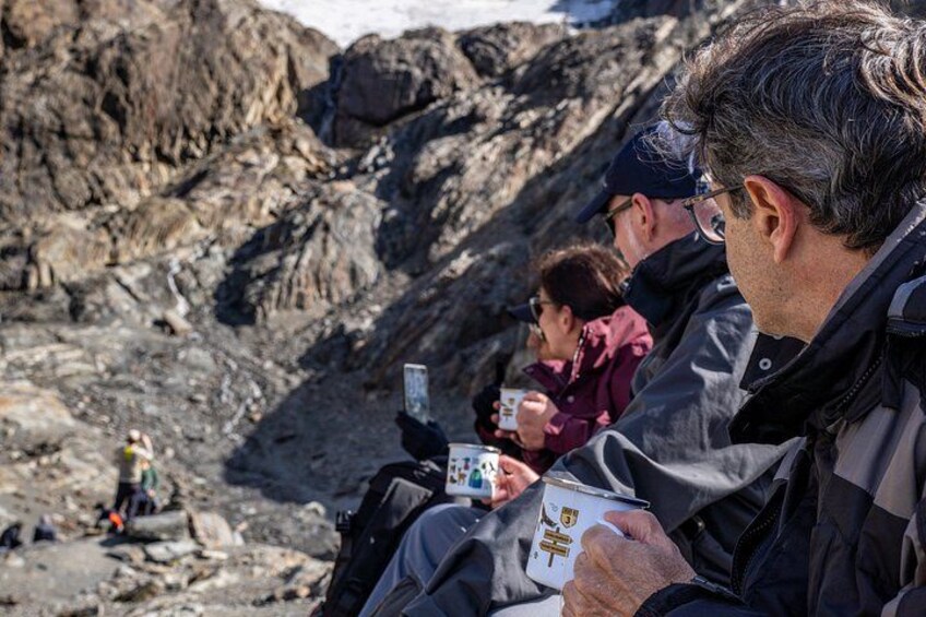 5hrs of Trekking Experience in Martial Glacier 3