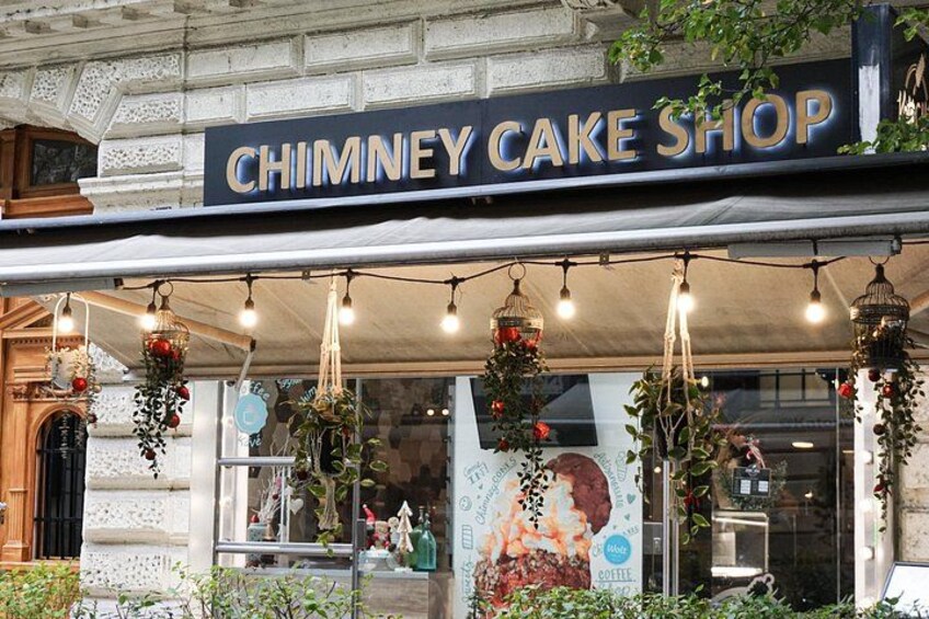 Chimney Cake Workshop Budapest Downtown - Kürtőskalács Class 2