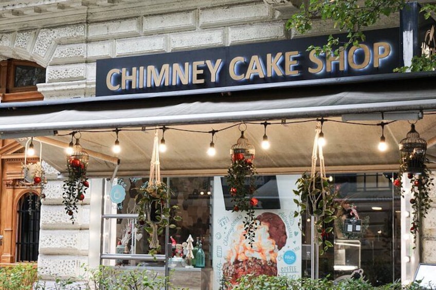 Chimney Cake Workshop Budapest Downtown - Kürtőskalács Class 3
