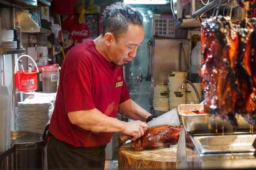 Hong Kong: 7-Course Hong Kong Street & Restaurant Food Tour 3