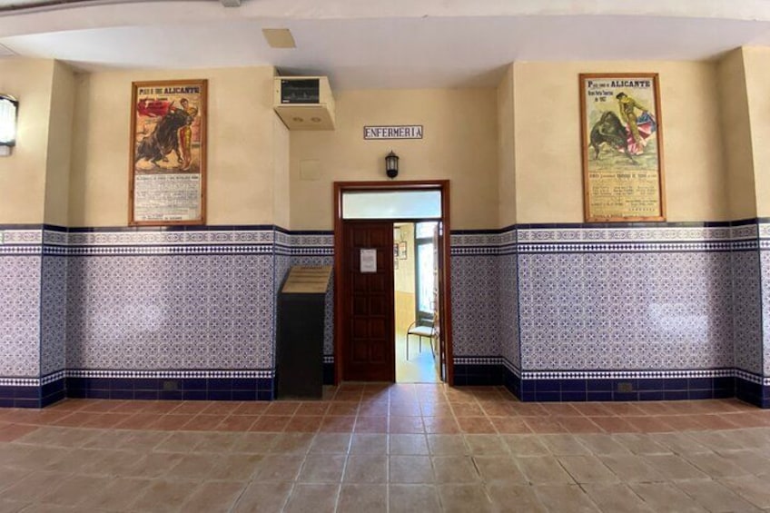 Alicante: Visit with Audio Guide Bullring and Bullfighting Museum 3