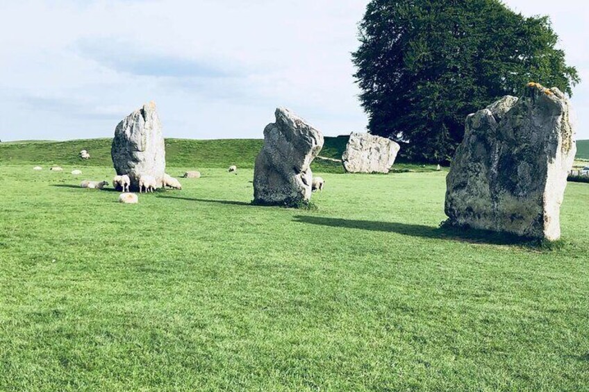 Full-Day Stonehenge and Avebury Tour from Glastonbury