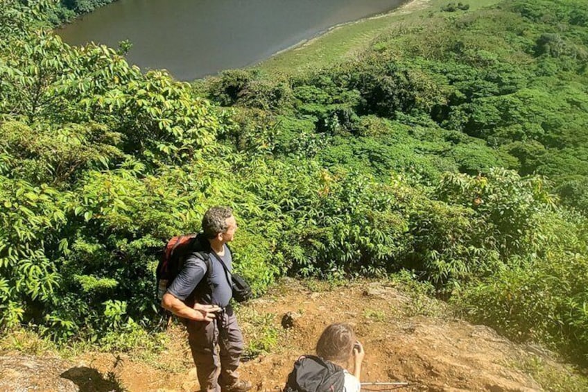 Ometepe trekking - Volcano Maderas By Happy Tours 2