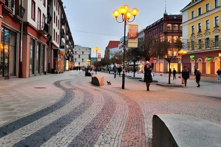 Legends of Old Town 1 Hour Walking Tour in Wroclaw