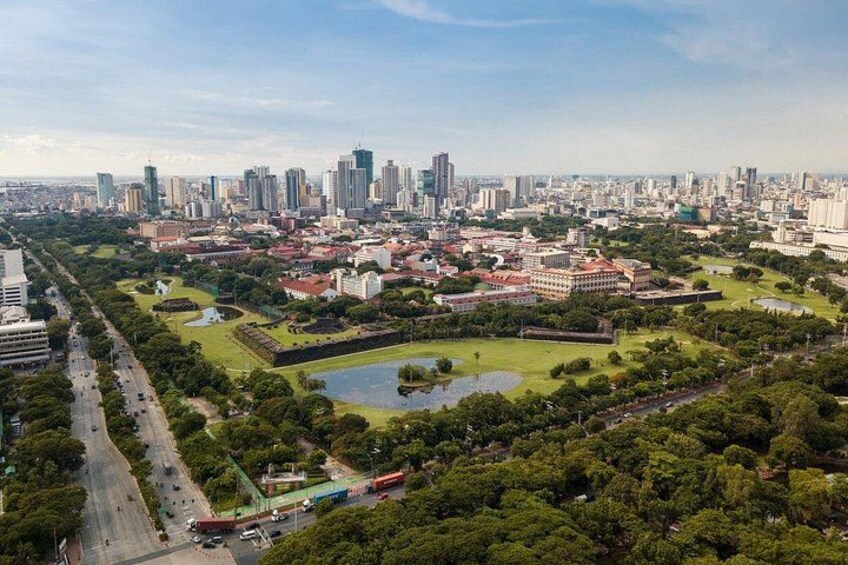Romantic Whispers of Manila: A Love Letter to the City 2