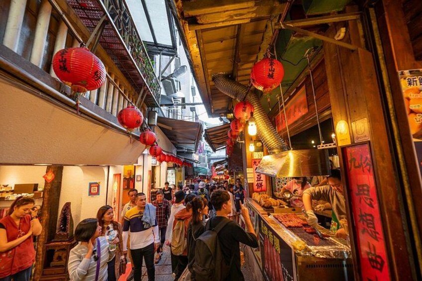 [Private] Jiufen Village & Shifen Town from Taipei with Pickup 2