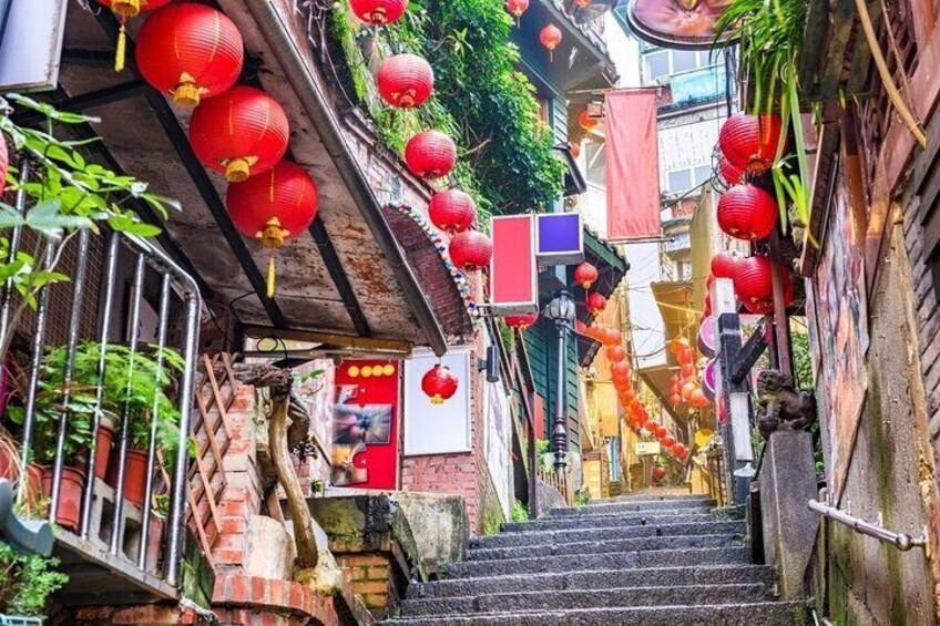 [Private] Jiufen Village & Shifen Town from Taipei with Pickup