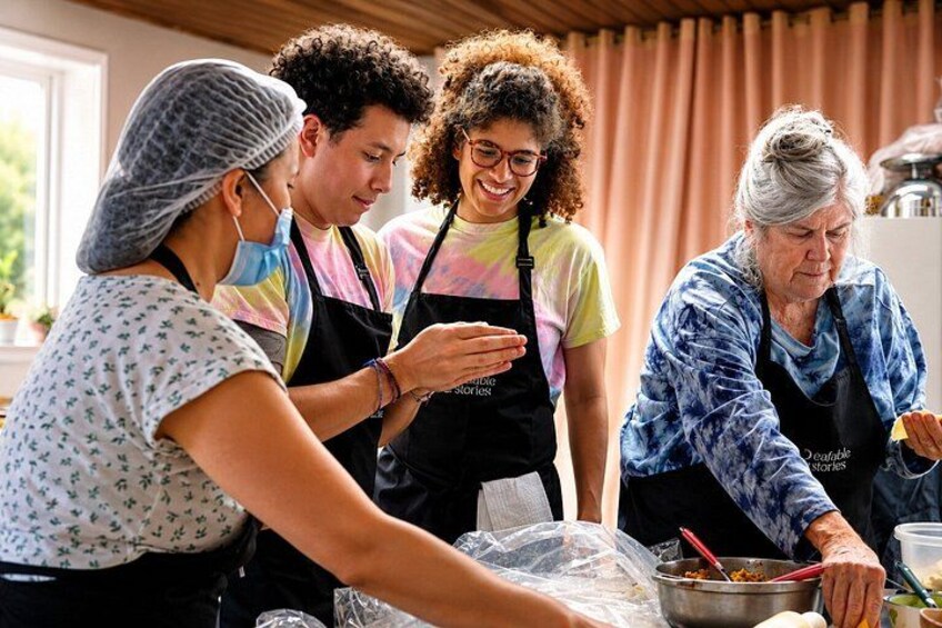 Bogotá: Carimañola Cooking Class + 5 Tastings with Family 1