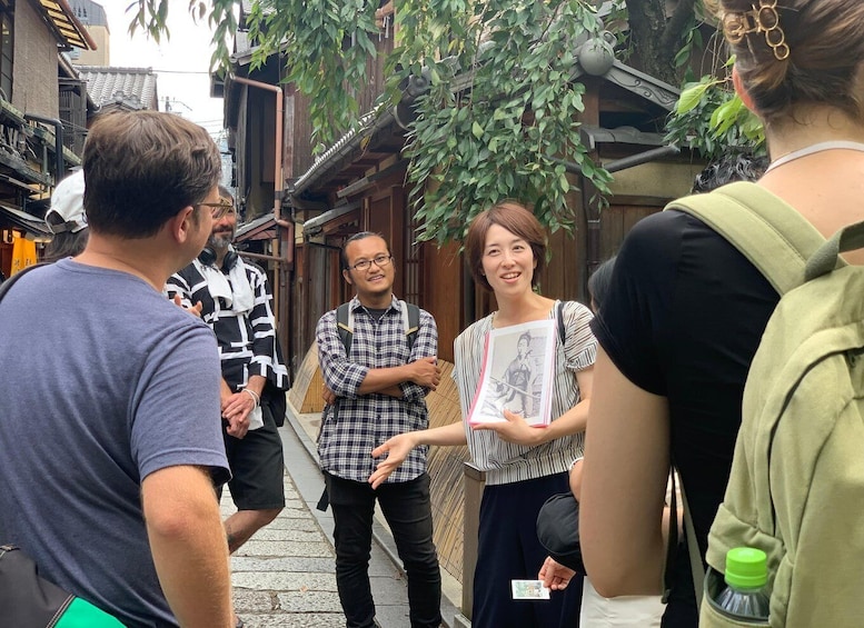 Picture 16 for Activity Kyoto: Meet the Geisha Maiko with Gion Walking Tour 4