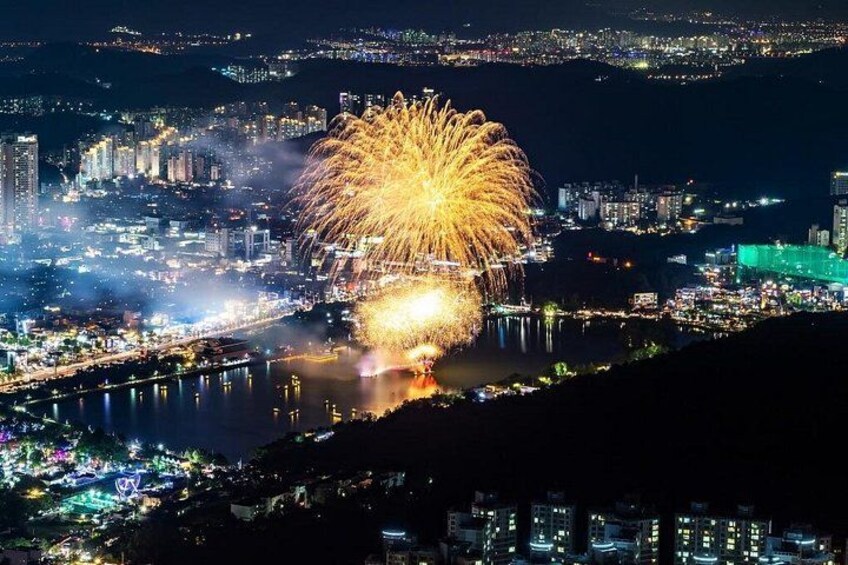 Daegu's Top Attractions on a private tour with a Licensed guide 1