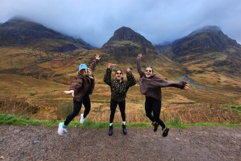 Have an amazing time in the Highlands with great travelers from across the world 1
