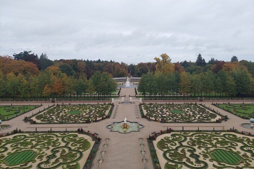 Private Tour to Royal Palace & Castle de Haar from Amsterdam