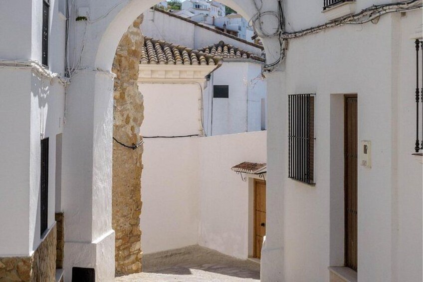 Day trip to Zahara, Setenil and Ronda from Seville 5