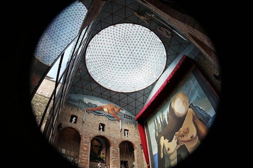 Private Day Trip From Barcelona To Figueres and Girona 2