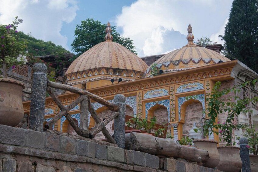Full Day Private Tour Top 10 Wonders of Islamabad 2