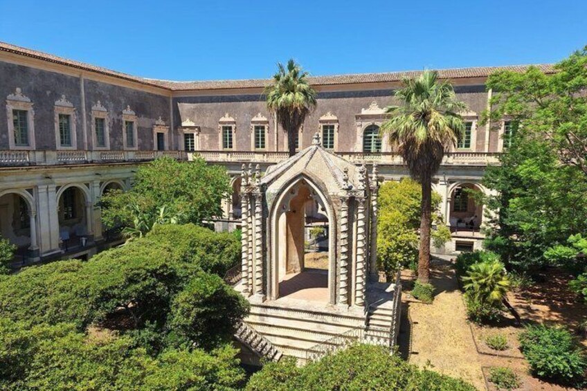 Private tour of Catania and the Riviera of the Cyclops 4