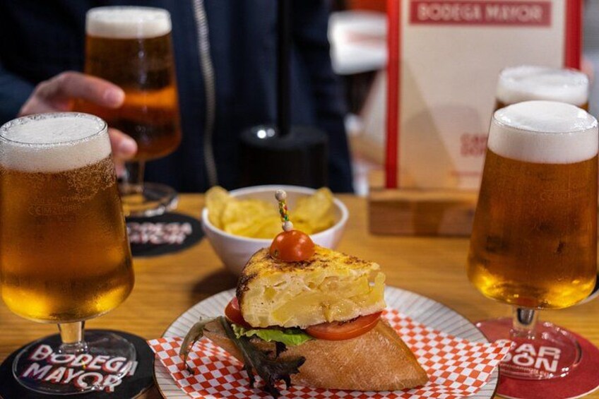 Gourmet Tapas and Wine Tour in Palma de Mallorca 2