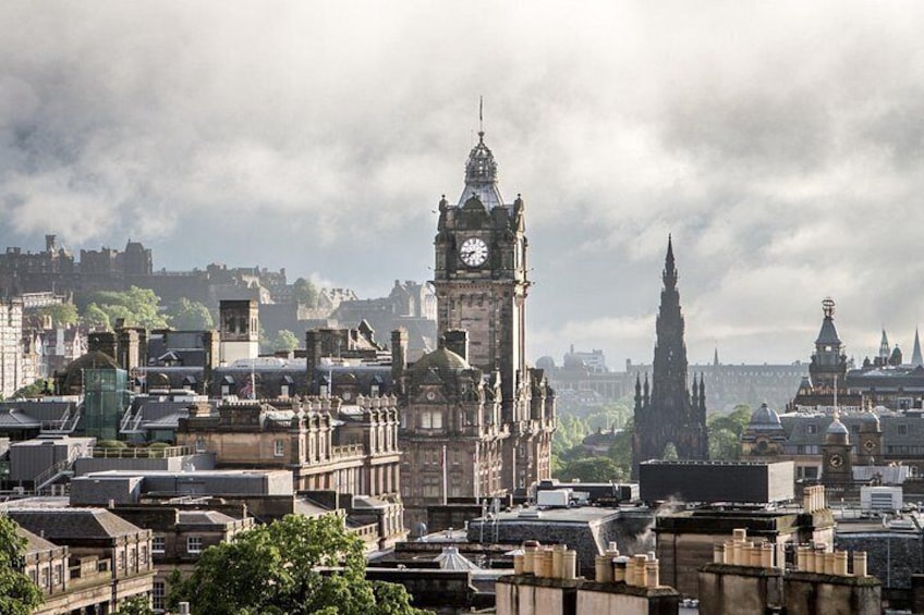 Old Town's Highlights Walking Tour in Edinburgh 2