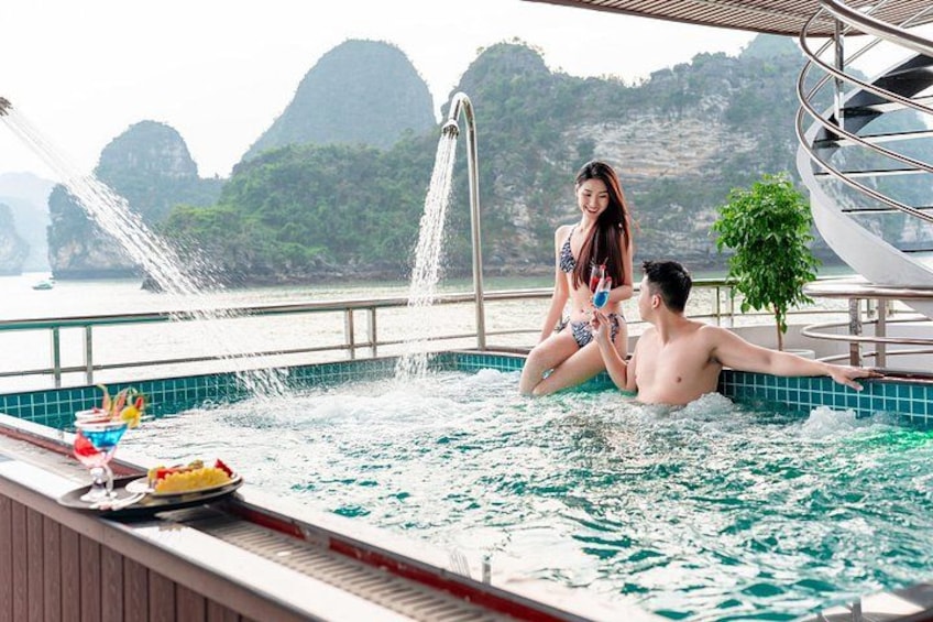 Halong Bay Day Cruise with Buffet Lunch by Diamond Era Cruise 2