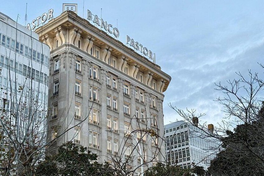 Private Walking Tour in A Coruña with Beer or Wine 3