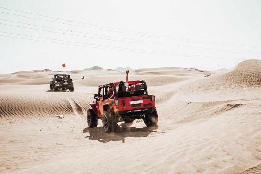Private Romantic Dune Dinner in Jeddah 3