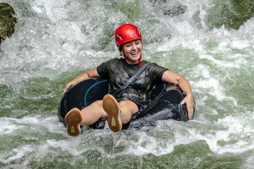 4 Hours Private Arenal River Tubing from Guatape 1