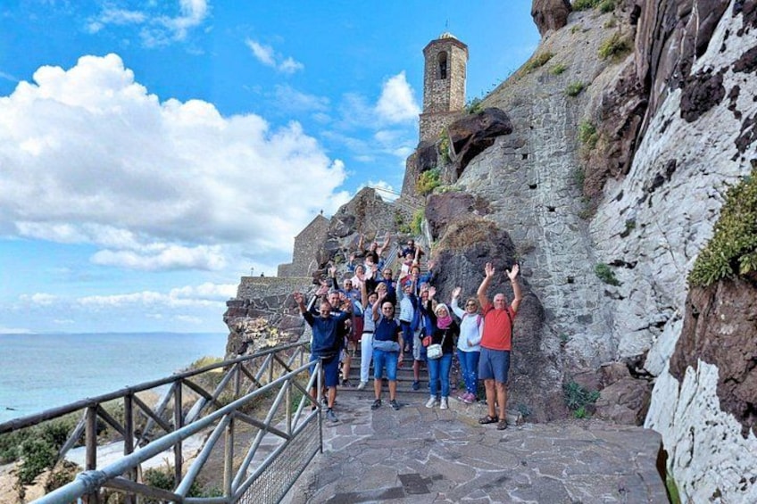 Castelsardo old town tour with aperitif 1
