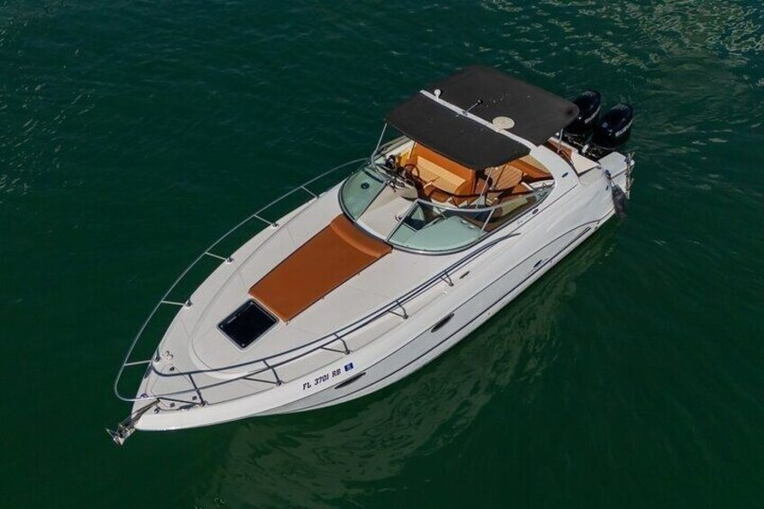 Miami Private Boat Cruise with a Captain 2