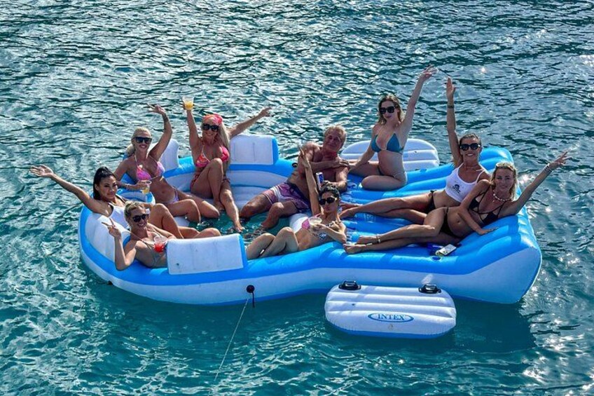 Sail away to paradise, where every moment glistens like the sea - Grandeur Charters BVI. 1