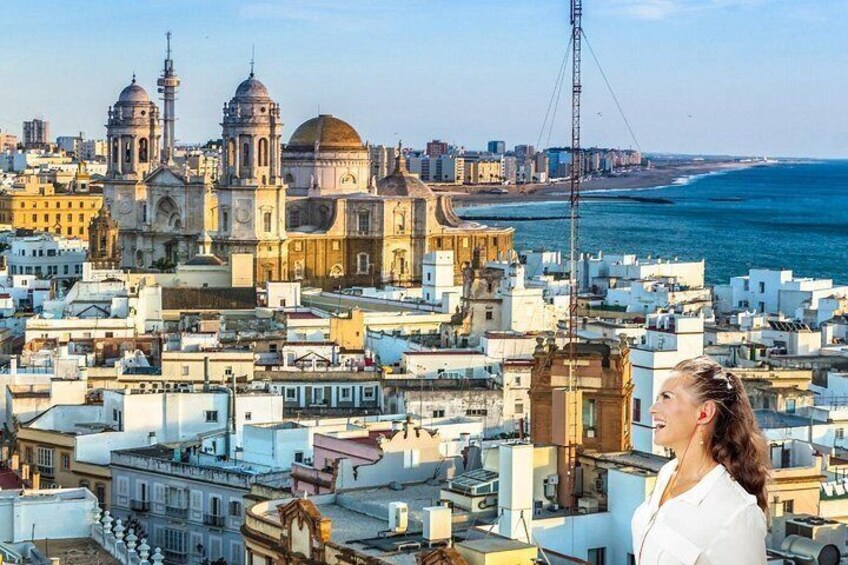 Cadiz: City Walk with Audio Guide in 7 Languages on your Phone 3