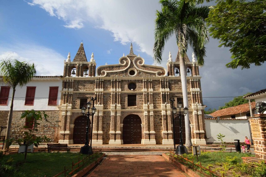 Picture 4 for Activity Medellin: Santa Fe de Antioquia Day Trip 1