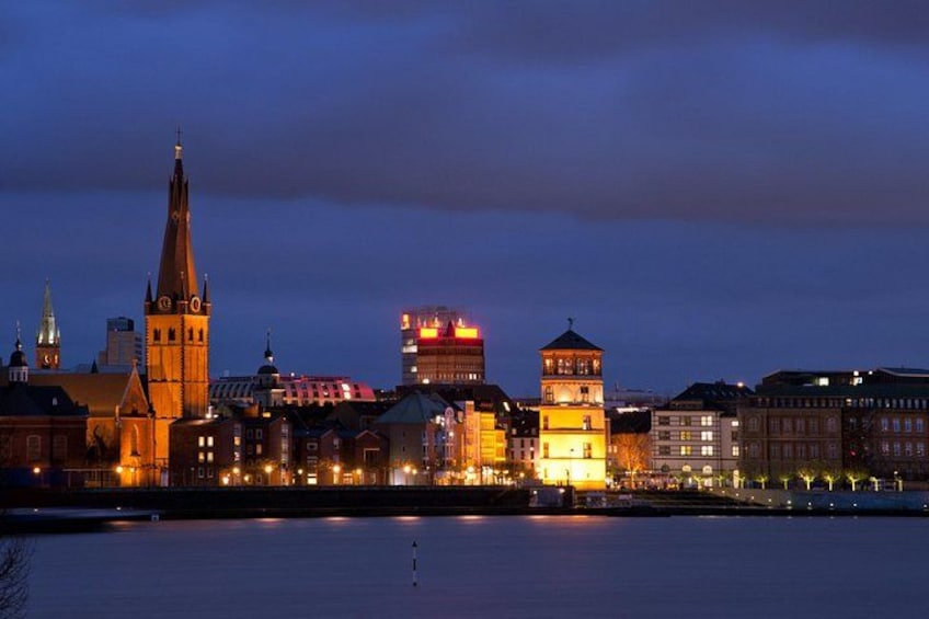 Dusseldorf: City Walk Audio Guide in 7 Languages on your Phone 3