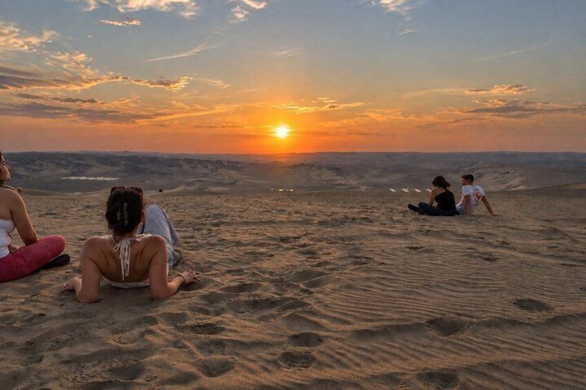 Sunset experience in a buggy in the Huacachina desert 1
