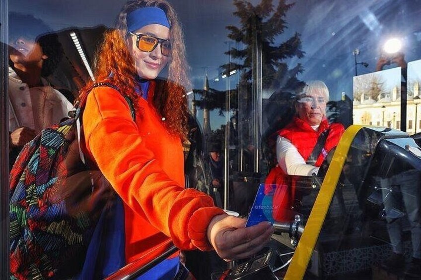 Open-Top Hop-on Hop-off Sightseeing Bus Tour in Istanbul 2