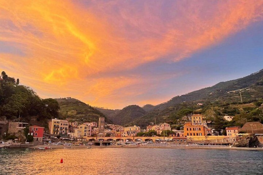 Sunset private boat tour of Cinque Terre with traditional ligurian gozzo 3