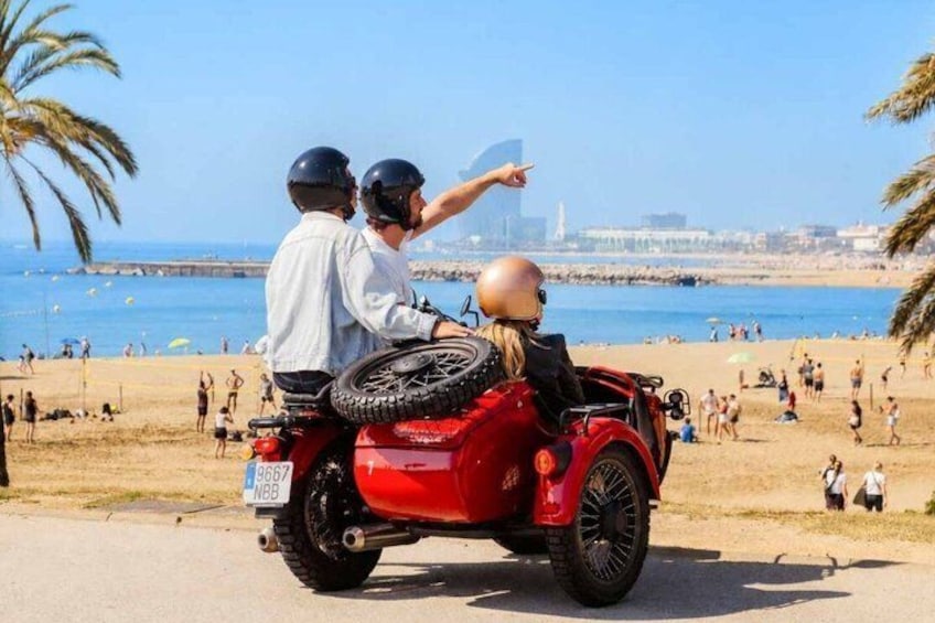 Barcelona Private Tour by Sidecar Motorcycle 1
