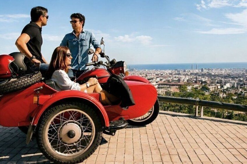 Barcelona Private Tour by Sidecar Motorcycle 2