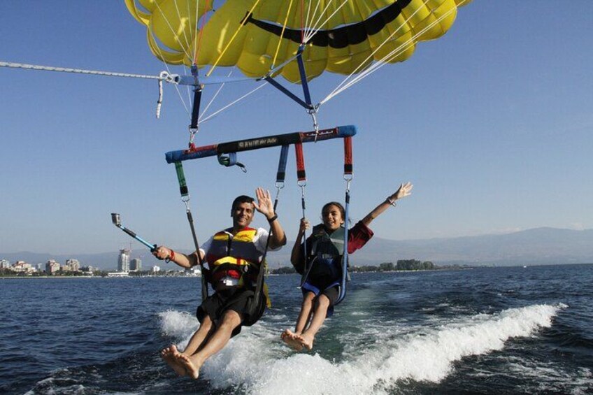 Tandem Parasailing Experience in Kelowna 2