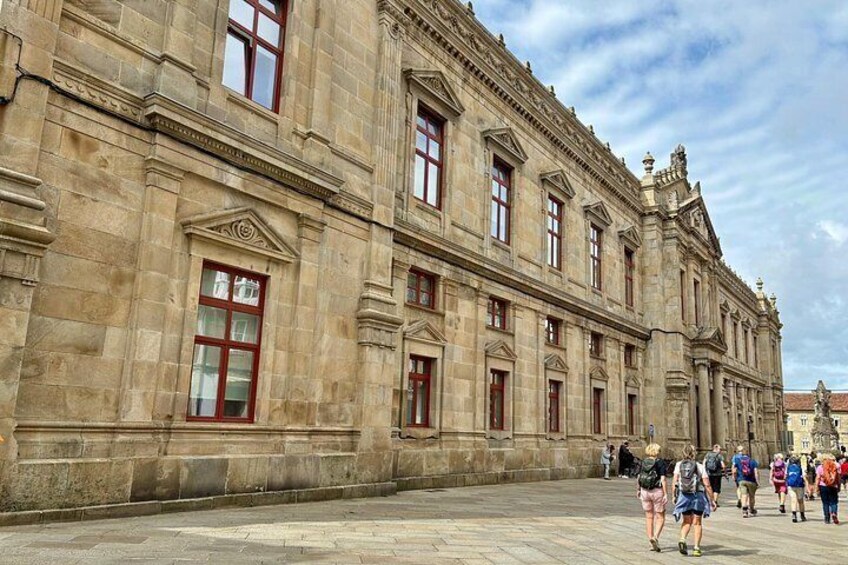 Santiago de Compostela Historic Walking Tour in Small Group 4