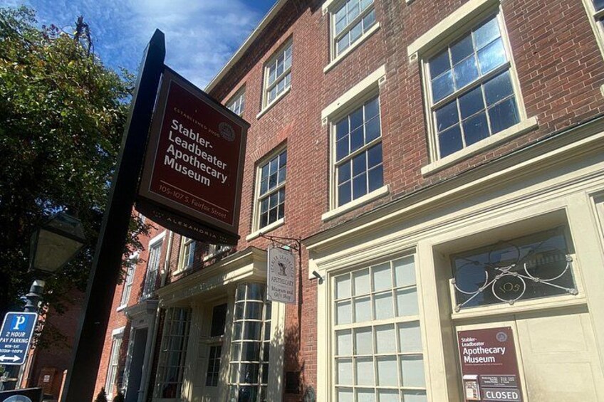 Self Guided Walking Tour in Old Town Historic Alexandria 4