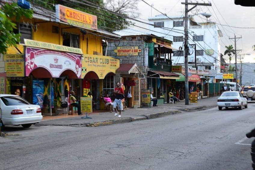 Bamboo Rafting, Hip-Strip & Margaritaville Tour from Montego Bay 5