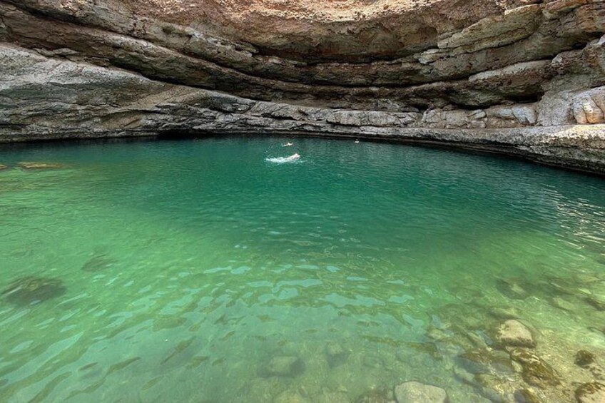 Full Day Private Tour to Wadi Shab and Bimmah Sinkhole 3