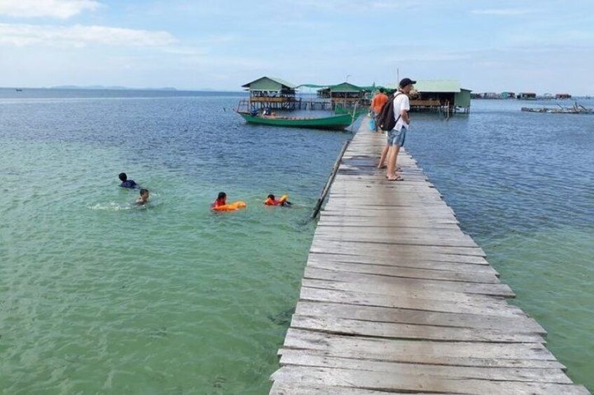 Tour Around Phu Quoc island By AC Minibuses 5