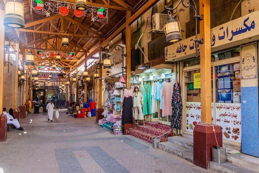 Private Heritage Souq and Modern Shopping Malls Tour in Kuwait 5