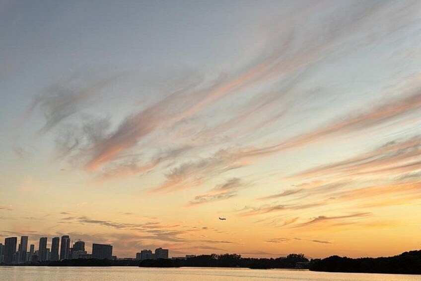 2-Hours Private Miami Boat Rental With Champagne 3