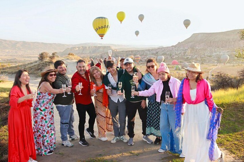 Private Balloons watching Tour w/ PickUp, Breakfast/Photographer 2