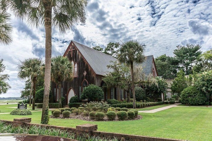 Enchanting Bluffton: A Private Tour Through History & Art 3