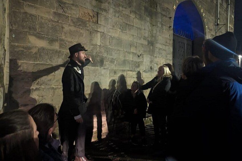 Outside the horse and coach entrance to Warwick Castle 2