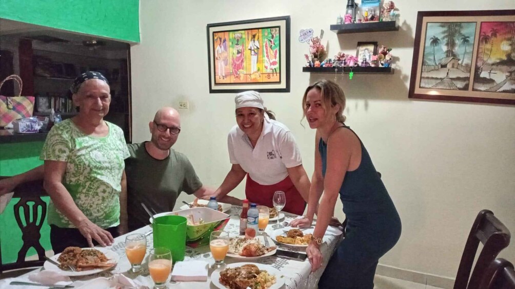 Picture 9 for Activity Cartagena: Cooking Class & Market Tour 2