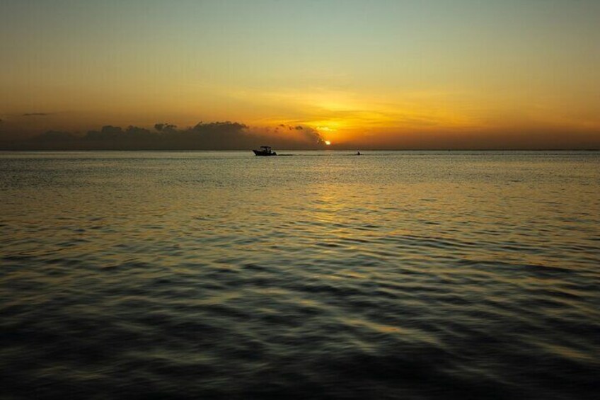 Moorea Sunset Boat Trip